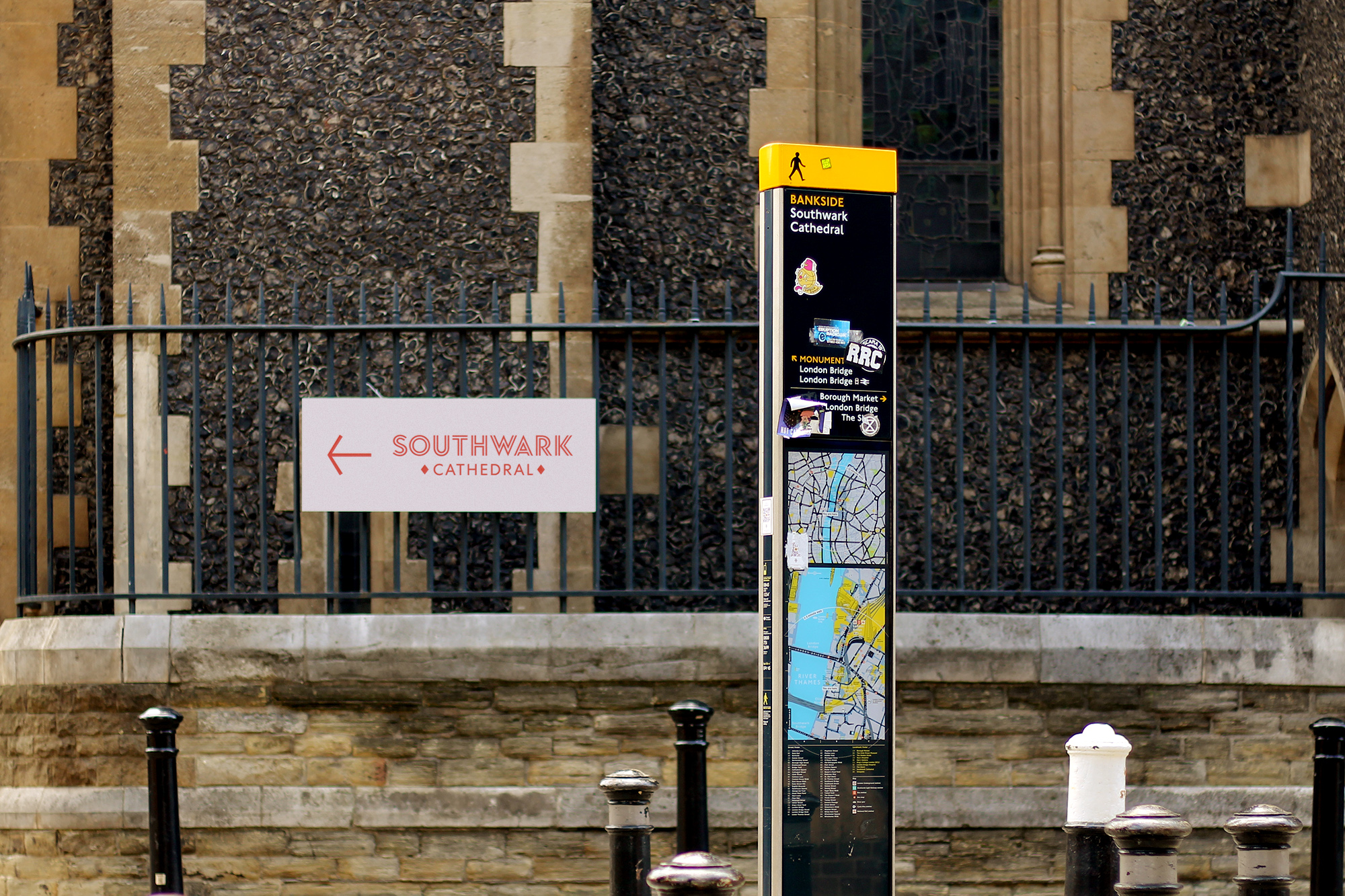 Outdoor signage for Southwark Cathedral